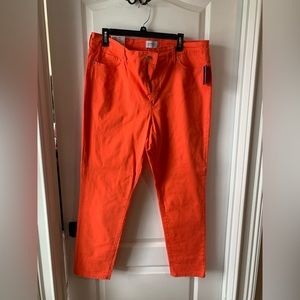 Women’s Crown and Ivy high rise skinny colored denim. Size 16.  NWT